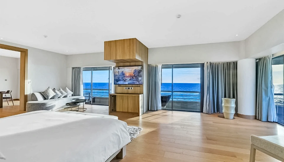 هتل پولمن کارون بیچ ریزورت پوکت